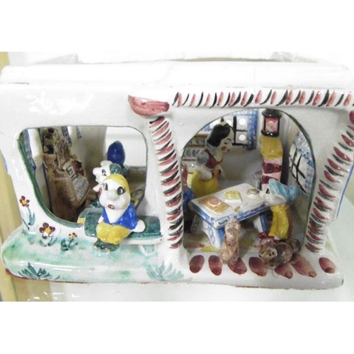 214 - Snow White and the 7 dwarfs cottage-damaged on back