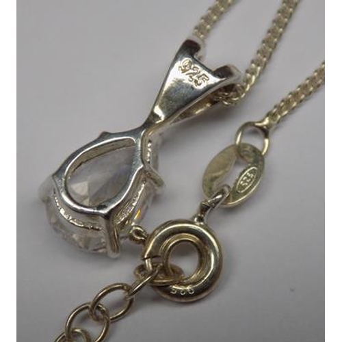 104 - 925 silver clear stone pendant on silver chain