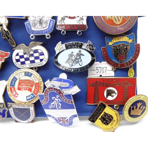 257 - Good collection of vintage enamel Speedway badges, x 30