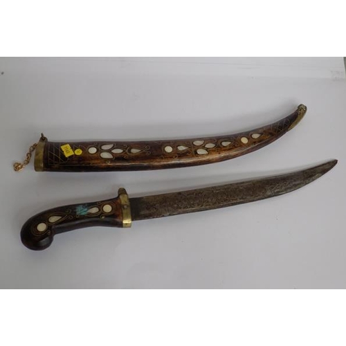 14 - Large oriental dagger in sheath with mother of pearl inlay detailing - 19