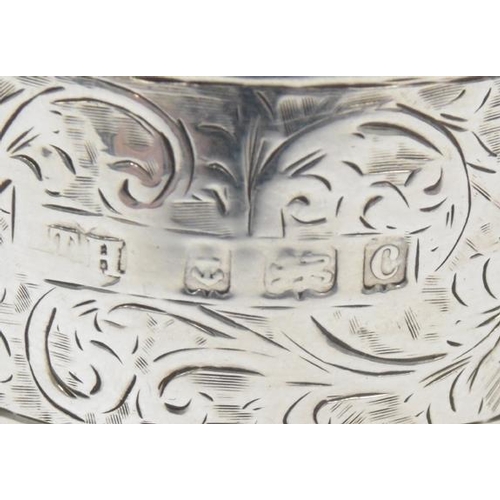 265 - Antique silver napkin ring with floral pattern - Birmingham 1902 makers Thomas Hayes