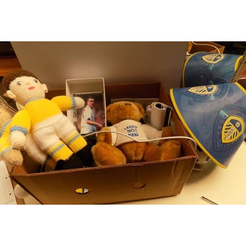 54 - Box of Leeds United collectables inc signed items