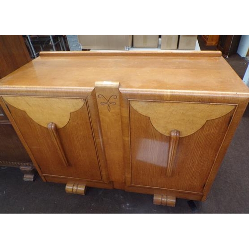 537 - Art deco sideboard