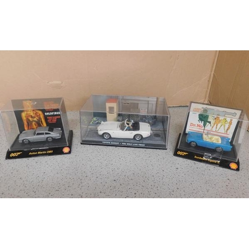 17 - 3 x James Bond collectable cased vehicles