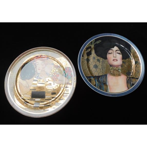 46 - Pair of Goebel plates by Gvstav Klimt, Judith 1 Ltd Ed 174/2000 and Der Kub 1395/2000 in one box
(bo... 