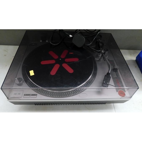 654a - Turntable by ION-model iTT02A w/o