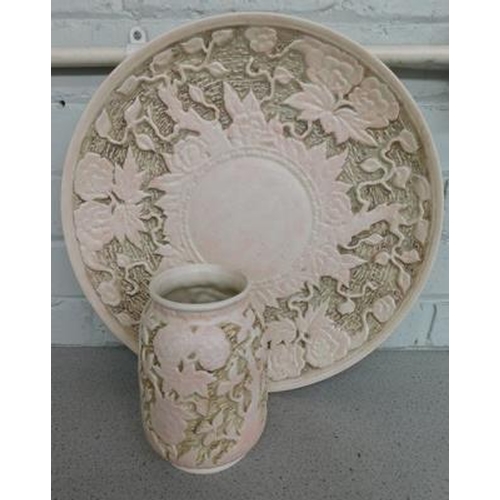 109 - Large Radford charger plate (approx 16