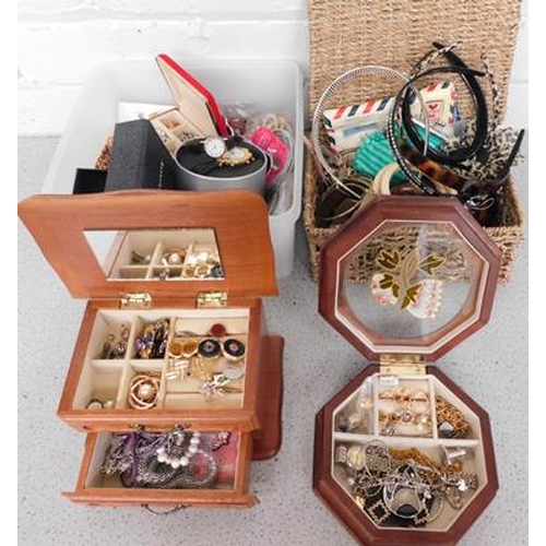 97 - Large collection of costume jewellery & boxes