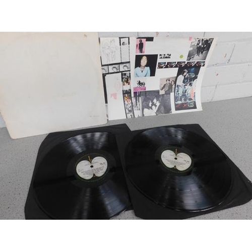 14 - Beatles White Album, black inner, 4 pictures & double zero prefix