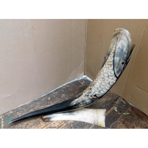 16 - Vintage fish carved on buffalo horn on horn base, height approx. 12 inches - no damage