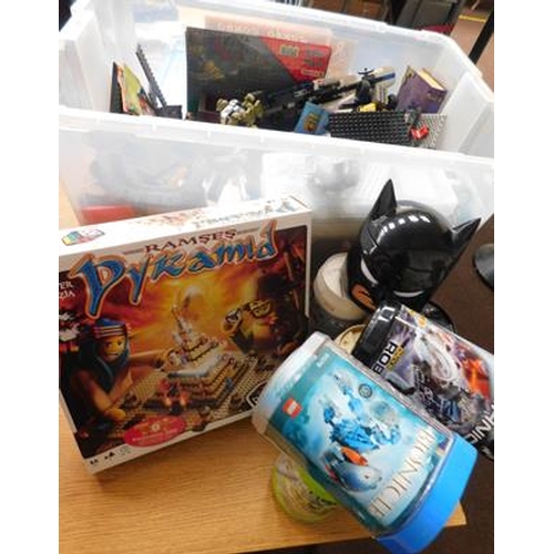 25 - Very large box of mixed Lego