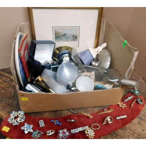 49 - Box of vintage collectables - boxed Sekonda watch, silver plate ship in bottle + 20 vintage brooches