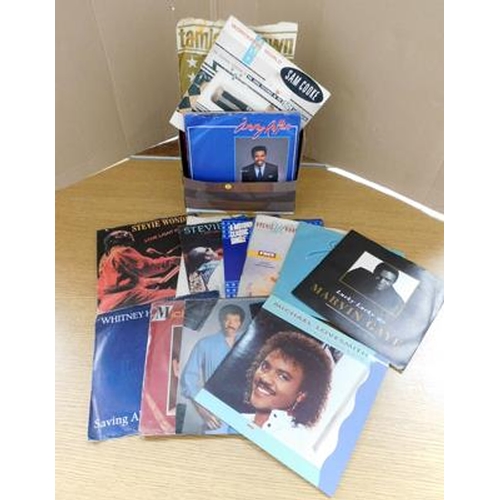 57 - Records box of Soul singles, 50+