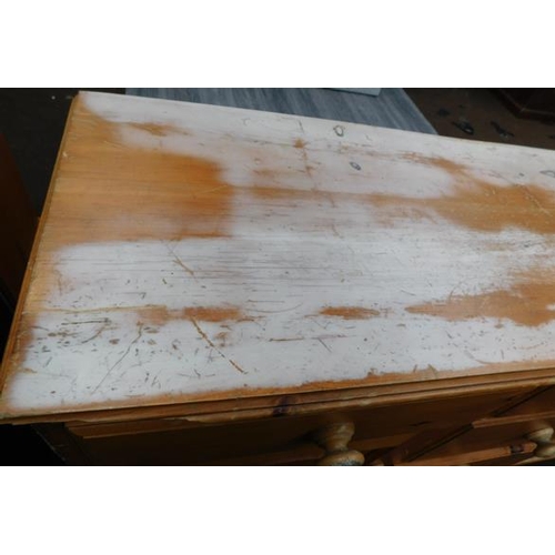 581 - Pine sideboard - 5 drawers & 2 cupboards - slight damage to edging, approx. 60 inches wide