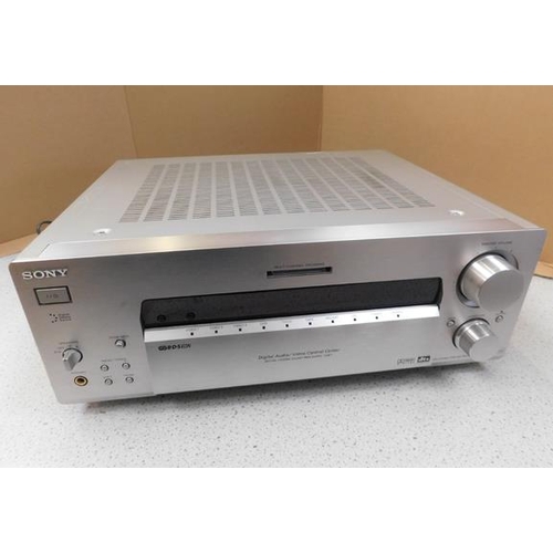 675 - Sony FM stereo receiver STR-DB930 in working order