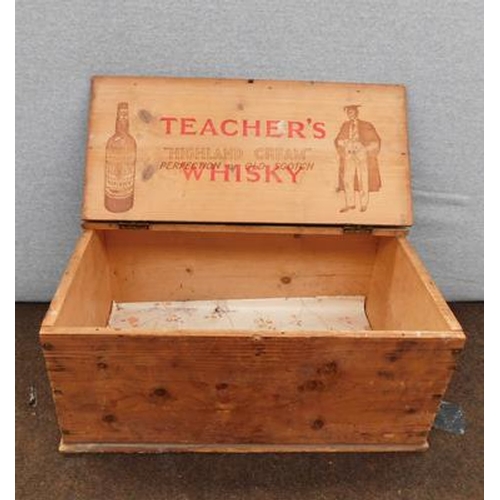 Vintage Teachers whisky wooden box