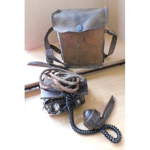 101 - WWII U.S army telephone