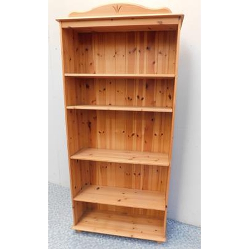 579 - Pine bookcase with adjustable shelves