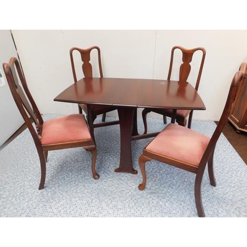 606 - Drop leaf table & 4 chairs