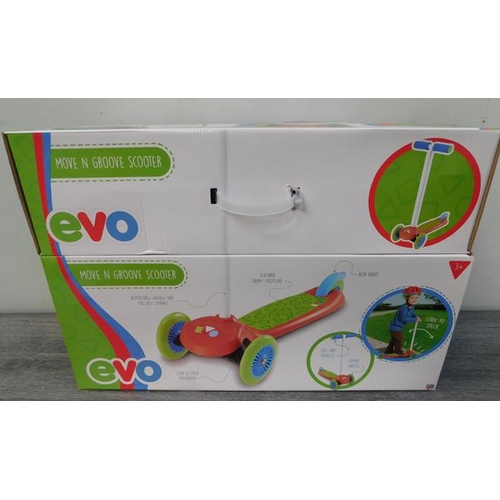 645 - 2x New/boxed Move & Groove scooters by Evo-suitable 3+