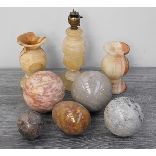 658 - Selection of marble/alabaster