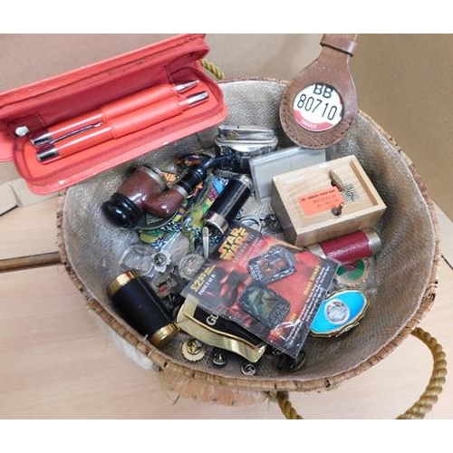 186 - Basket of mixed collectables inc lighter, pipe, badges etc