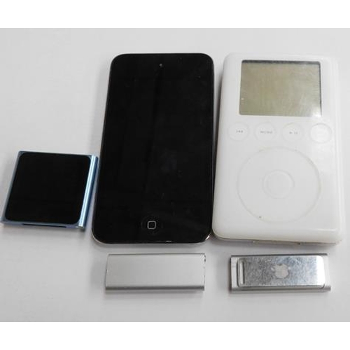 219 - 5x Different Ipods