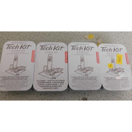 224 - 4x New tech kits (rrp £36 for 4)