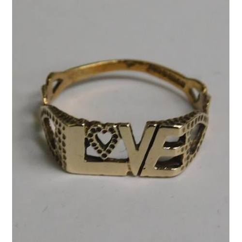 225 - 9ct Ornate 'Love' ring size P 1/4