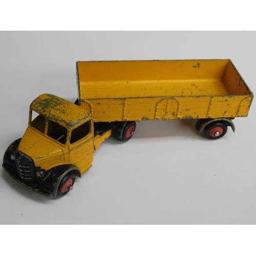235 - Dinky toy 521921 yellow arctic truck