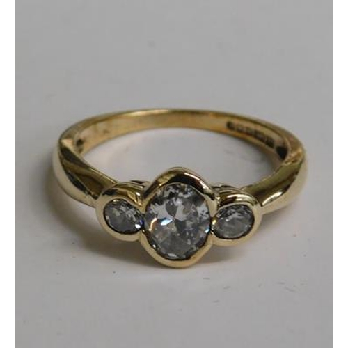 236 - 9ct Gold trilogy ring size O