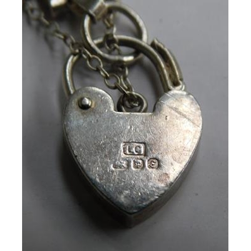 275 - Vintage sterling silver love heart gate bracelet