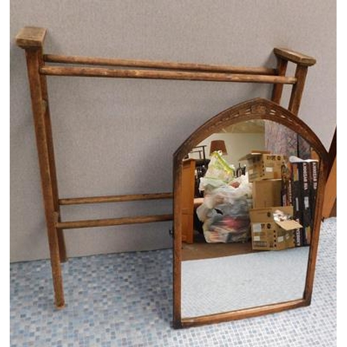 538 - Vintage clothes airer & vintage mirror