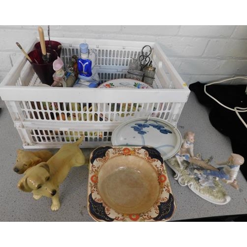 654 - Box of mixed ceramics + silver plate