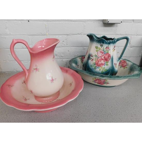 43 - 2x Large ceramic wash bowls & jugs...