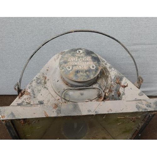 542a - Vintage railway 'Adlake'  non sweating gas lamp