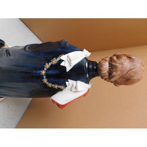 46 - Large signed Capodimonte Queen Elizabeth II statue No 117-no damage approx 15