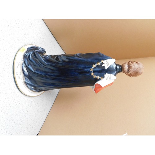 46 - Large signed Capodimonte Queen Elizabeth II statue No 117-no damage approx 15