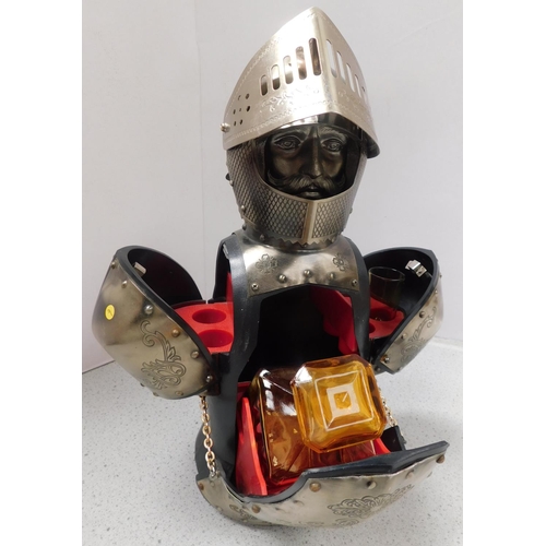 King Arthur ARMOR'S DECANTER SET 鎧 甲冑 King Arthur ARMOR'S