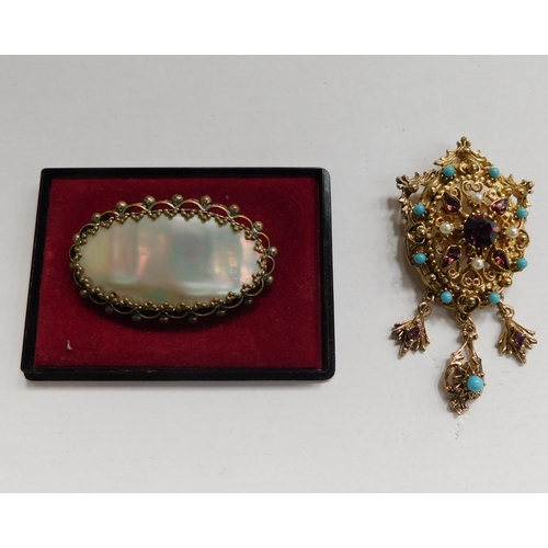 123 - 2x Brooches inc vintage mother of pearl