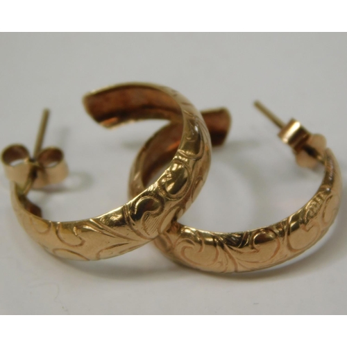 140 - 9ct Gold 3/4 patterned hoop earrings