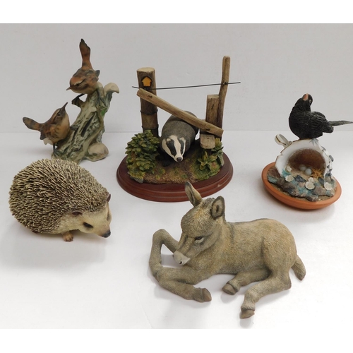 174 - Assorted figurines inc country characters-Border Fine Arts