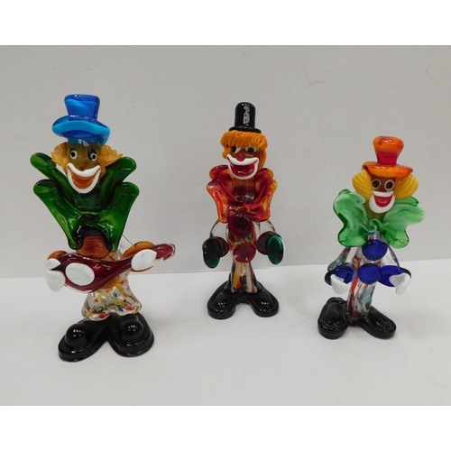 222 - Three vintage Murano glass clowns - slight damage to 1