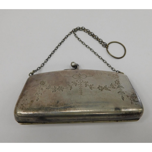 228 - White metal finger purse