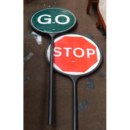 503a - Pair of stop/go signs