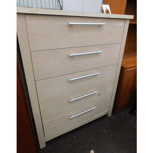 602 - Beech coloured 5 drawer set of drawers