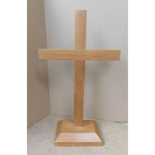 64 - Large wood alter cross - 20