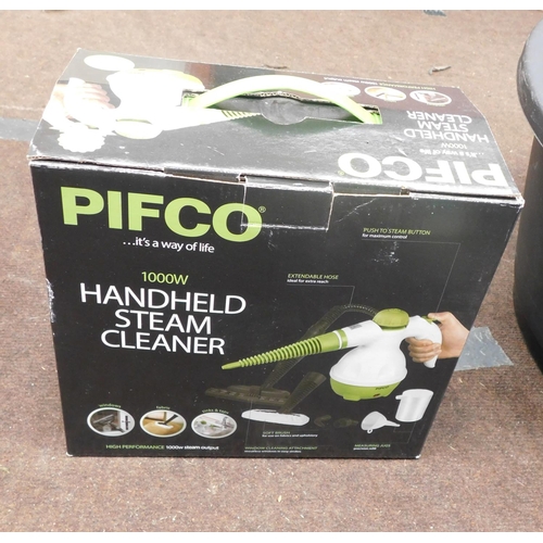 793 - Pifco hand held steam cleaner