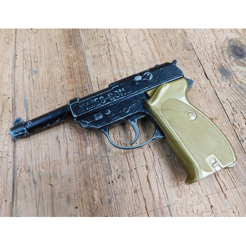 23 - Vintage Lonestar 007 James Bond cap pistol