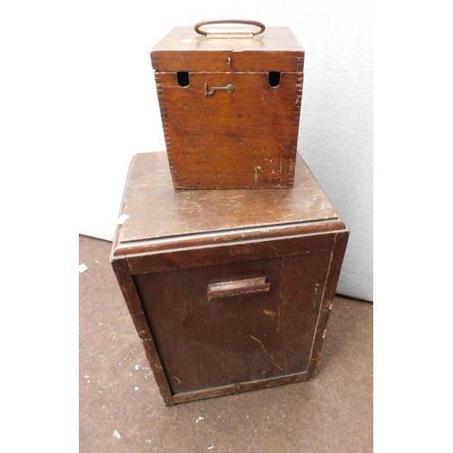 558 - Wooden lined coal case and small wooden box